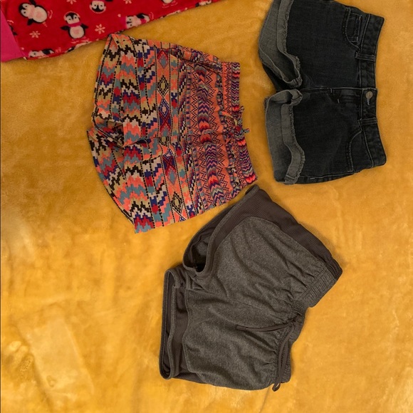 All $3-$5. the first post is no longer available - Picture 2 of 2